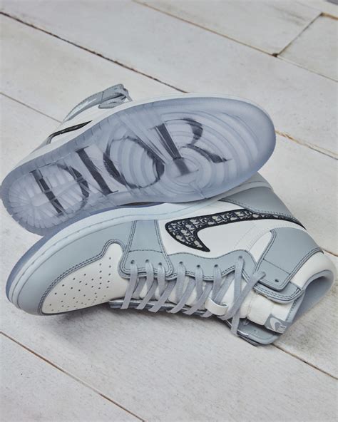 nike jordan colaboracion con dior|Dior jordan capsules.